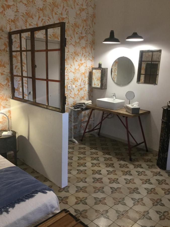 Chez Les Brocs B&B Canet  Экстерьер фото